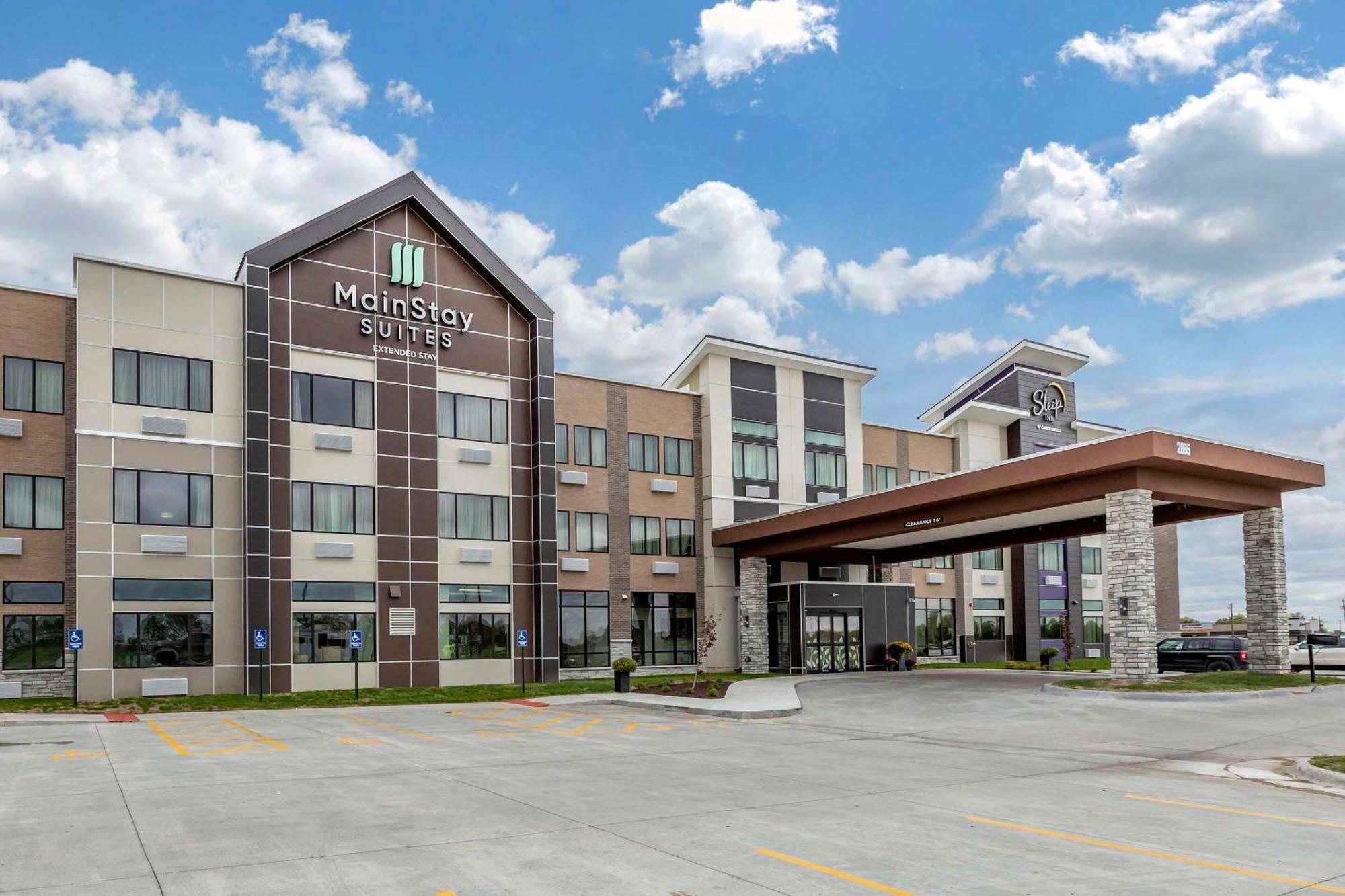 Sleep Inn & Suites Milwaukee-Franklin Franklin  Esterno foto